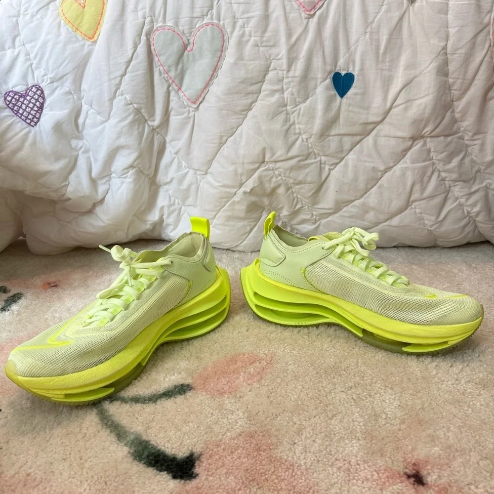 2020 NIKE Zoom Double Stack - Barely Volt (Women’s)